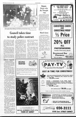 The Review Wed, December 22, 1982 (Page 3)